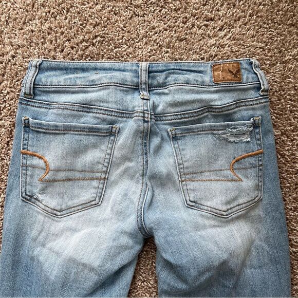 American Eagle Distressed Jegging Jeans - Picture 10 of 15